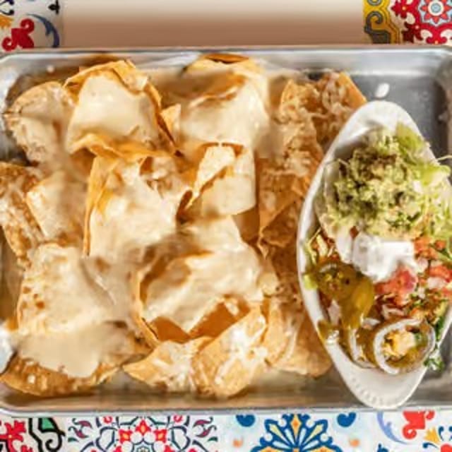 De Queso (Cheese) Nachos.