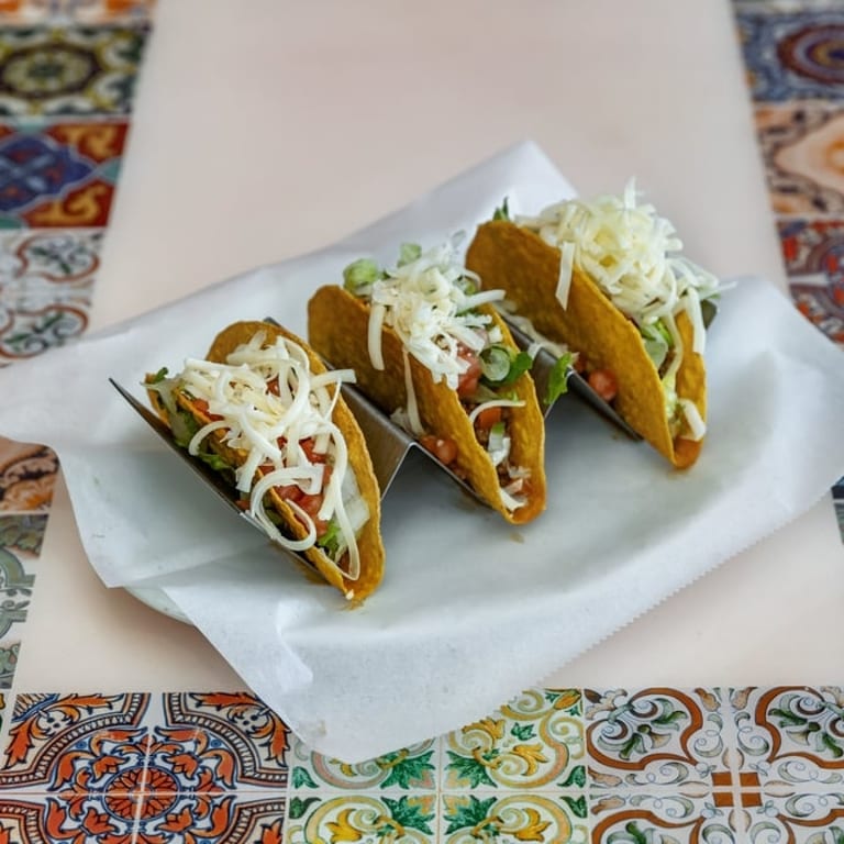 Delicious Chicken Nachos: A Tex-Mex Favorite