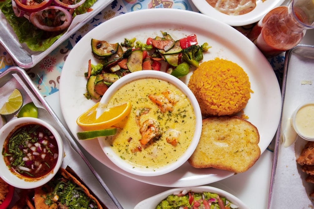 Camarones Al Mojo De Ajo.